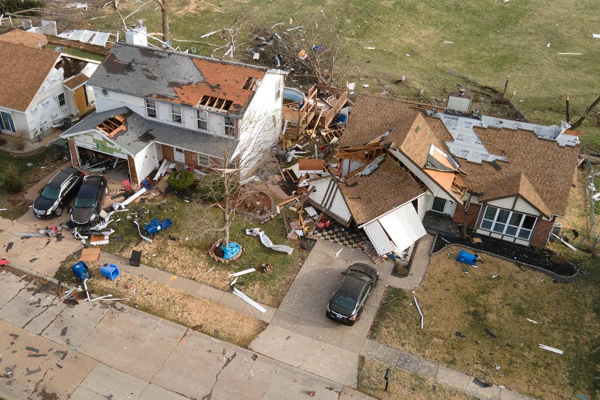 At least 33 dead as tornadoes ravage central US - Philippine Daily Post