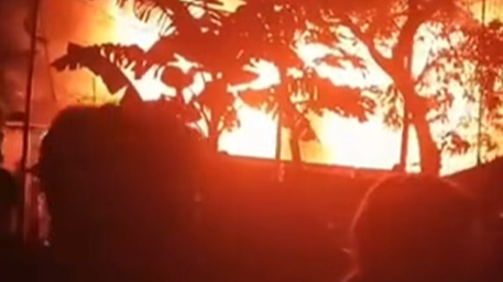 Fire hits Valenzuela City compound, 19 families affected