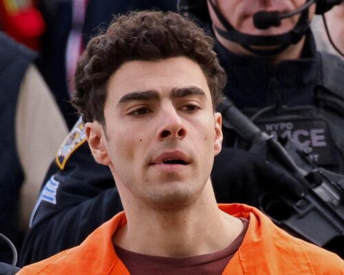 Luigi Mangione arrives in court in bid to delay federal trial over CEO killing