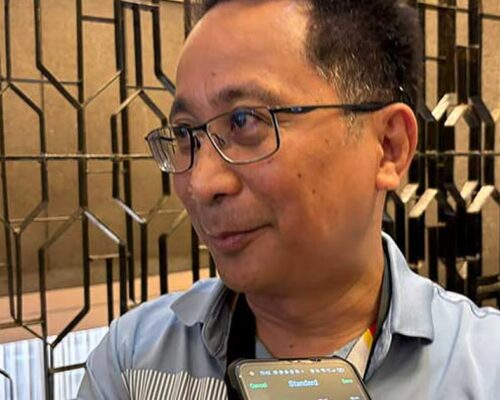 Mandaue City Hall visitors frustrated with WFH setup