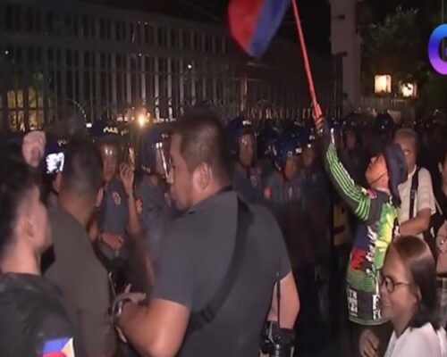 Dela Rosa, former President Rodrigo Duterte supporters gather outside Senate building