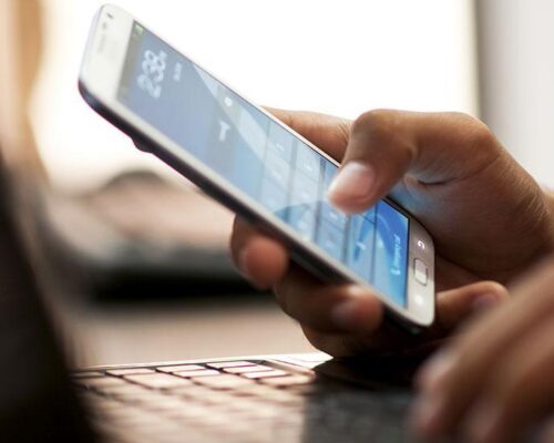 Group calls for broader consultations on data rollover bills
