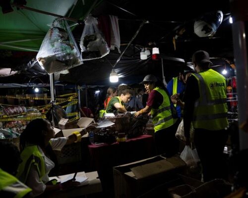 Hope fades, hunger sets in a week after Venezuela earthquakes