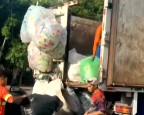 3 truckloads of garbage collected after EDSA rally