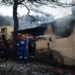 Elderly couple die as wildfires sweep Greek island of Salamina