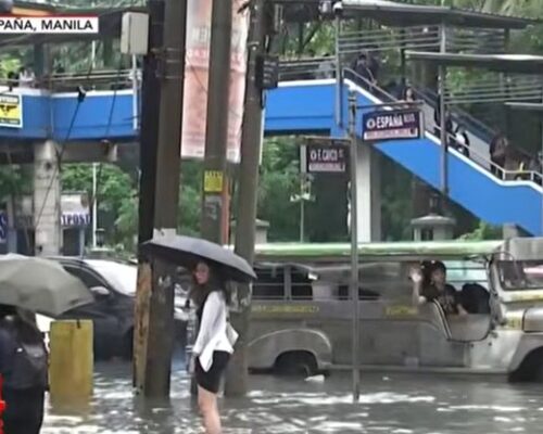 Commuters bond after floods put Manila traffic to hours-long standstill