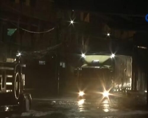 Some flooded QC roads thwart light vehicles; only big trucks go through